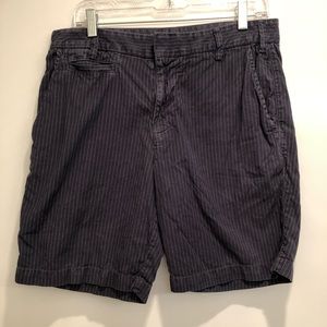 Gap cotton pin stripe shorts